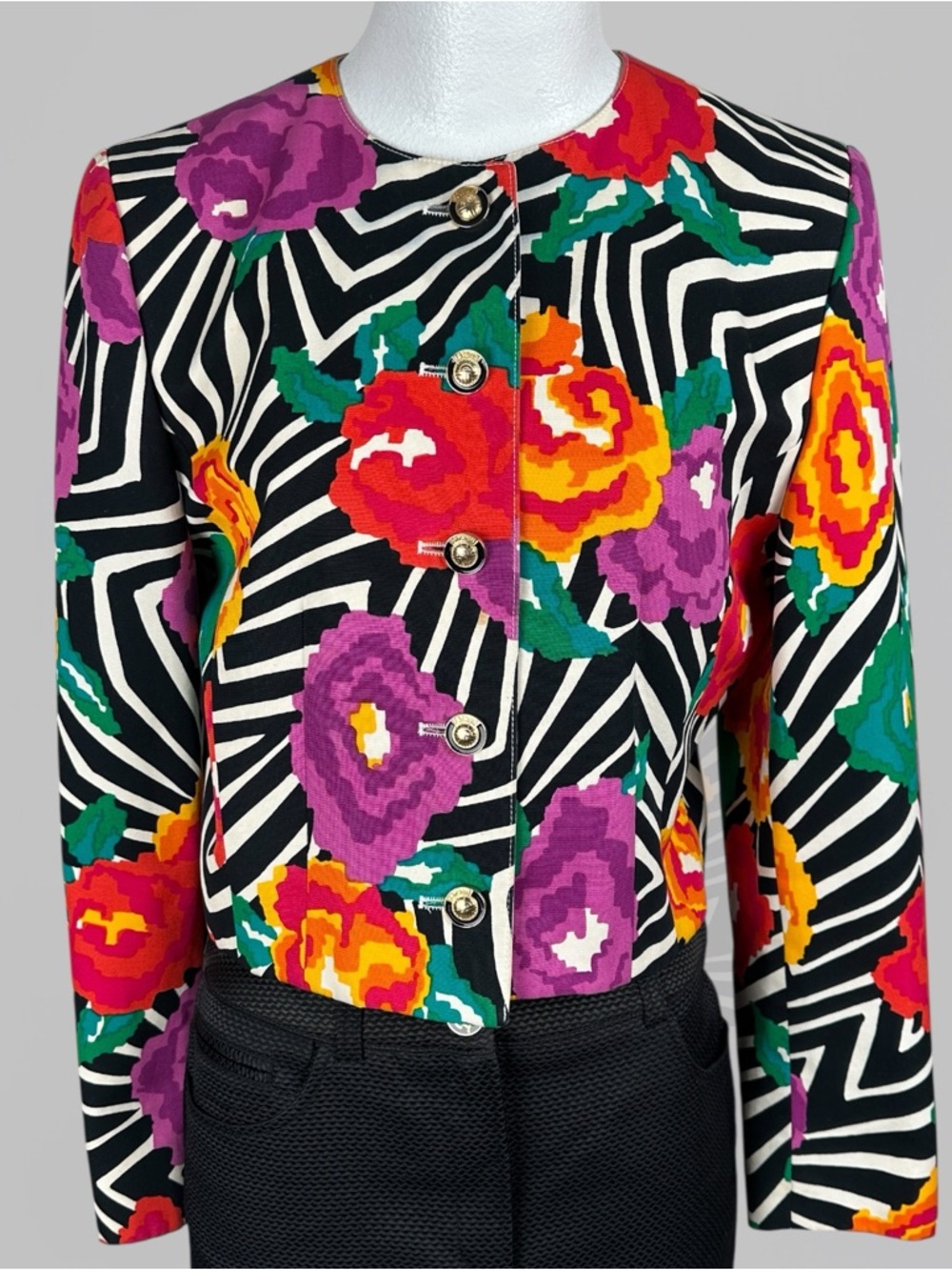 Louis Féraud 80s Vintage Floral Tailored Cardigan Jacket